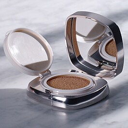 Luminous Lifting Cushion Foundation SPF 20 - Fondotinta